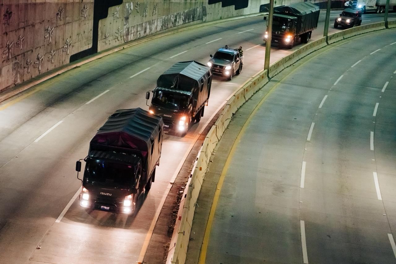 NVIDIA B300 Ultra GPUs being transported to data center in El Salvador.